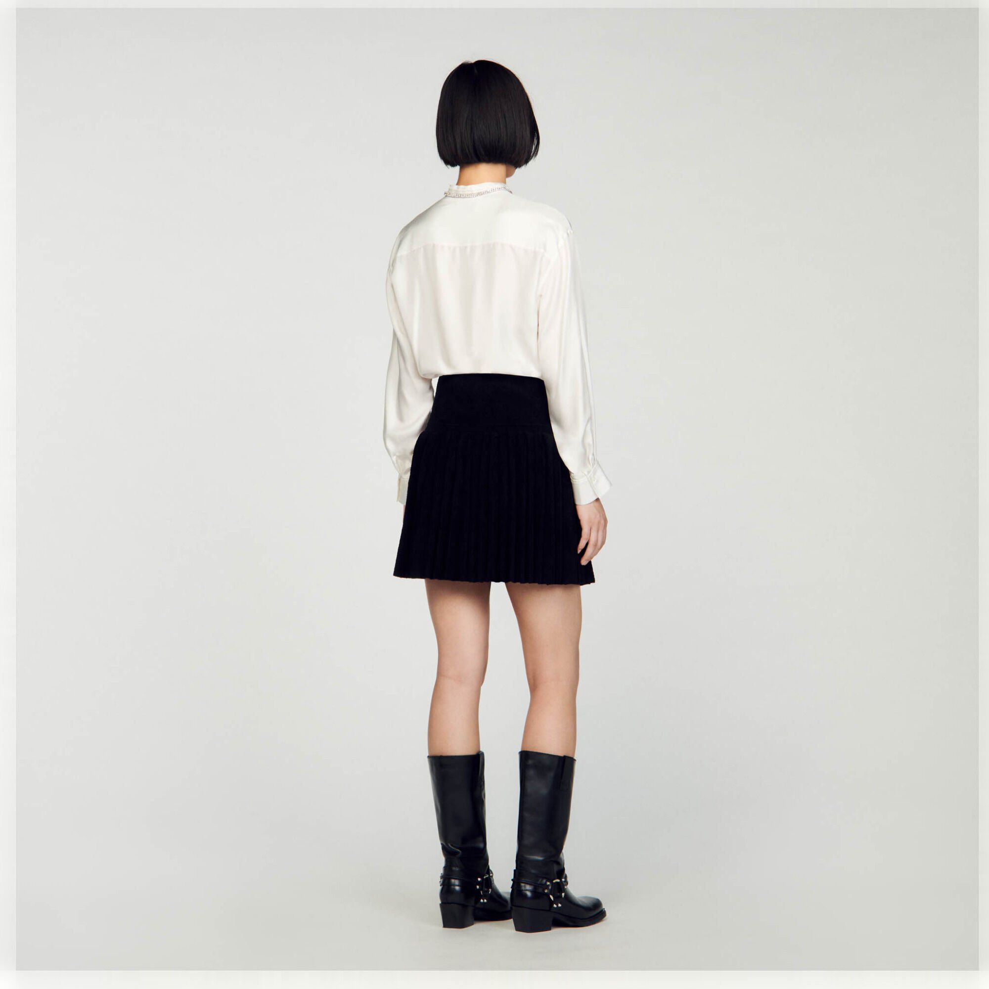 Jupe courte en maille velours