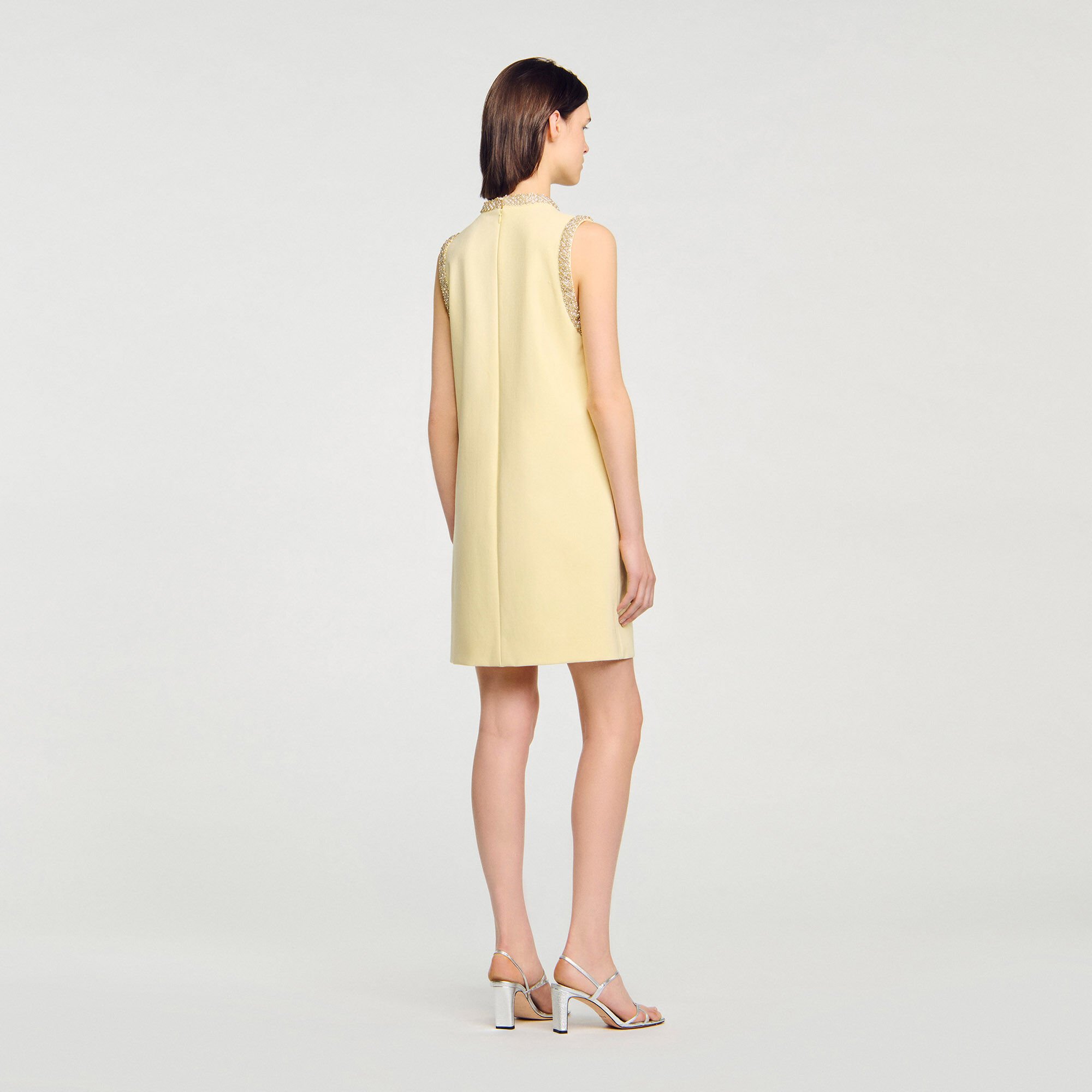 Robe courte strassée