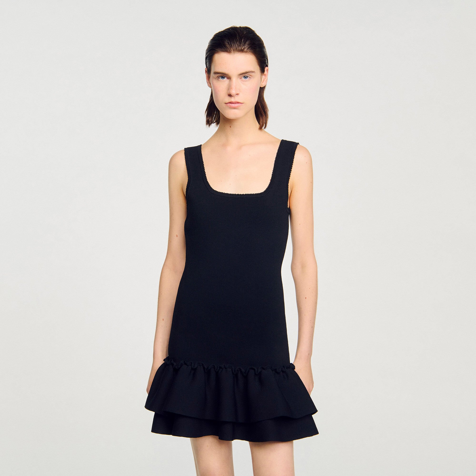 Robe courte col carré