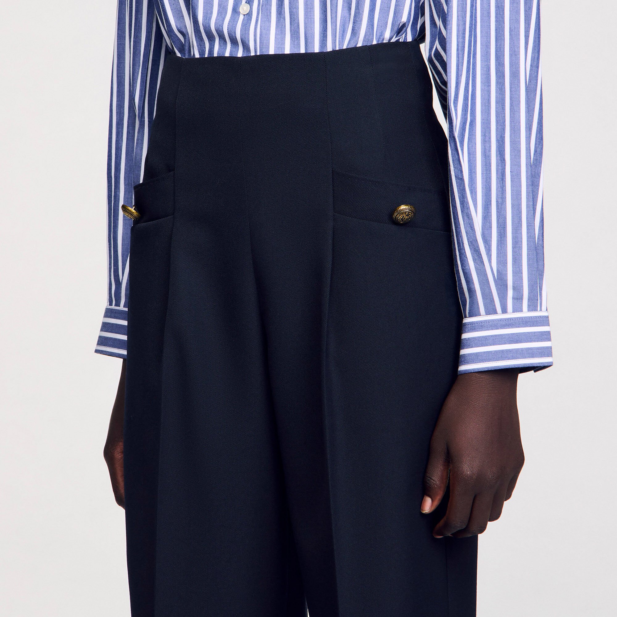 Pantalon de costume à plis