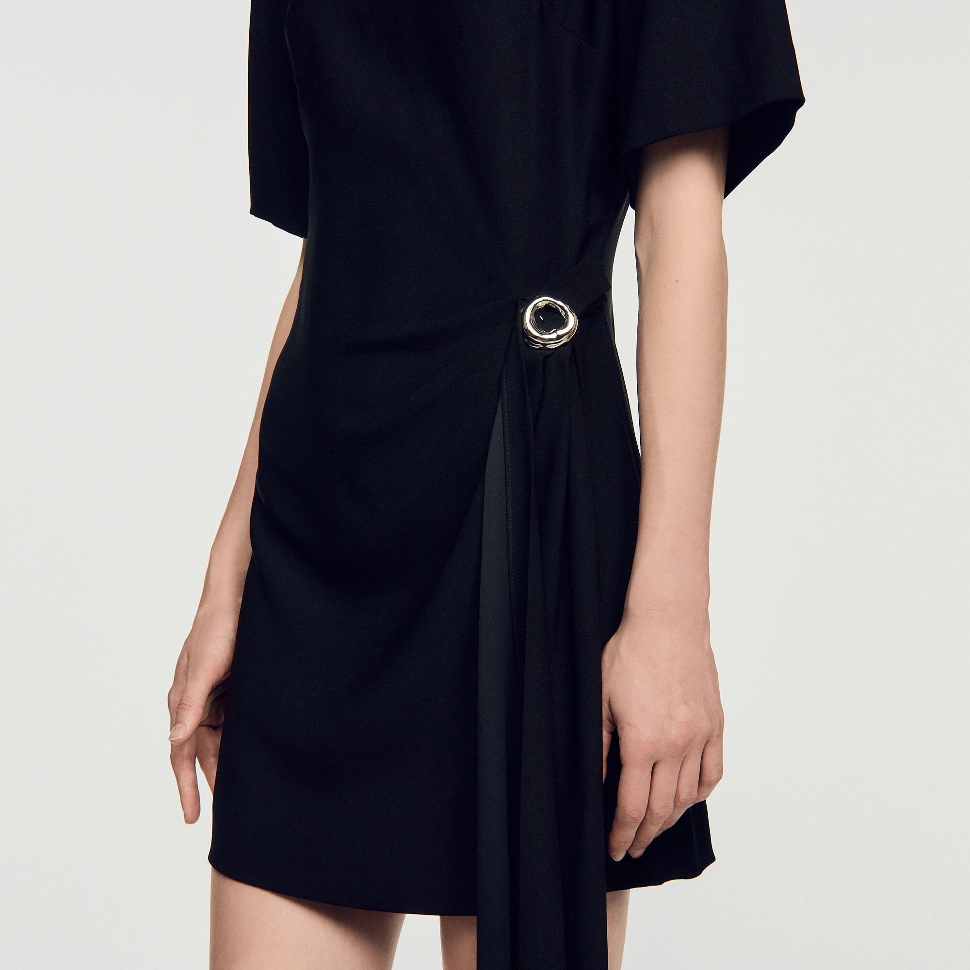 Robe courte drap&eacute;e  - Femme | Sandro Paris