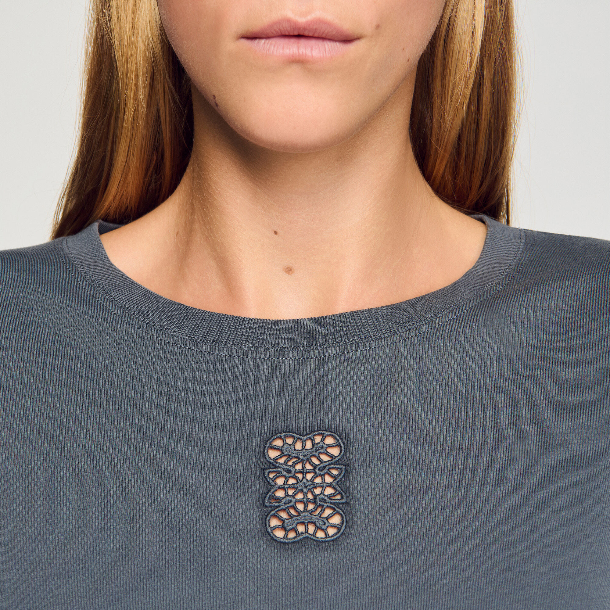 T-shirt à broderie