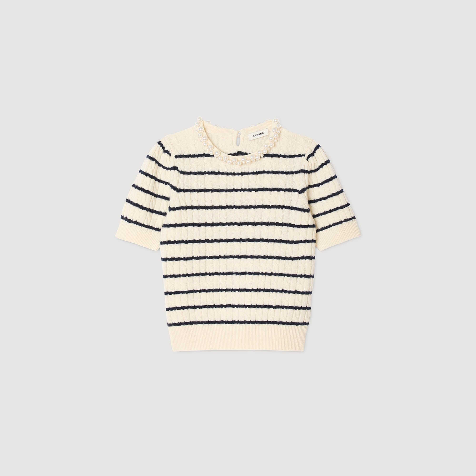Pull à rayures et col perlé