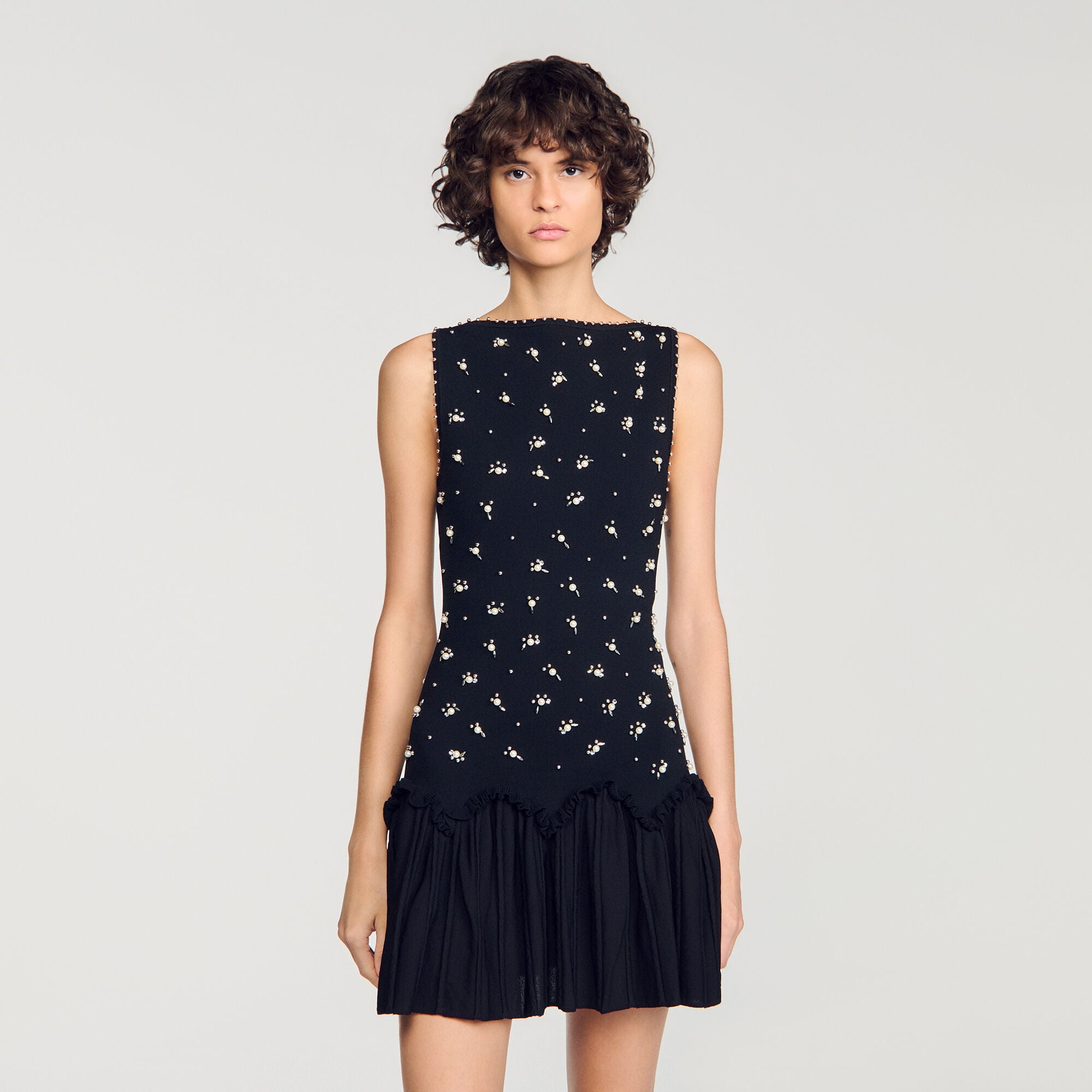 Robe courte en velours &agrave; perles - Femme | Sandro Paris