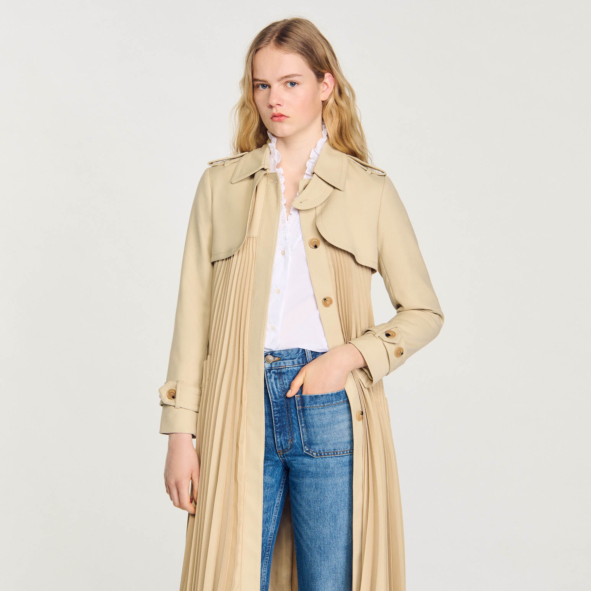 Trench plissé à ceinturer