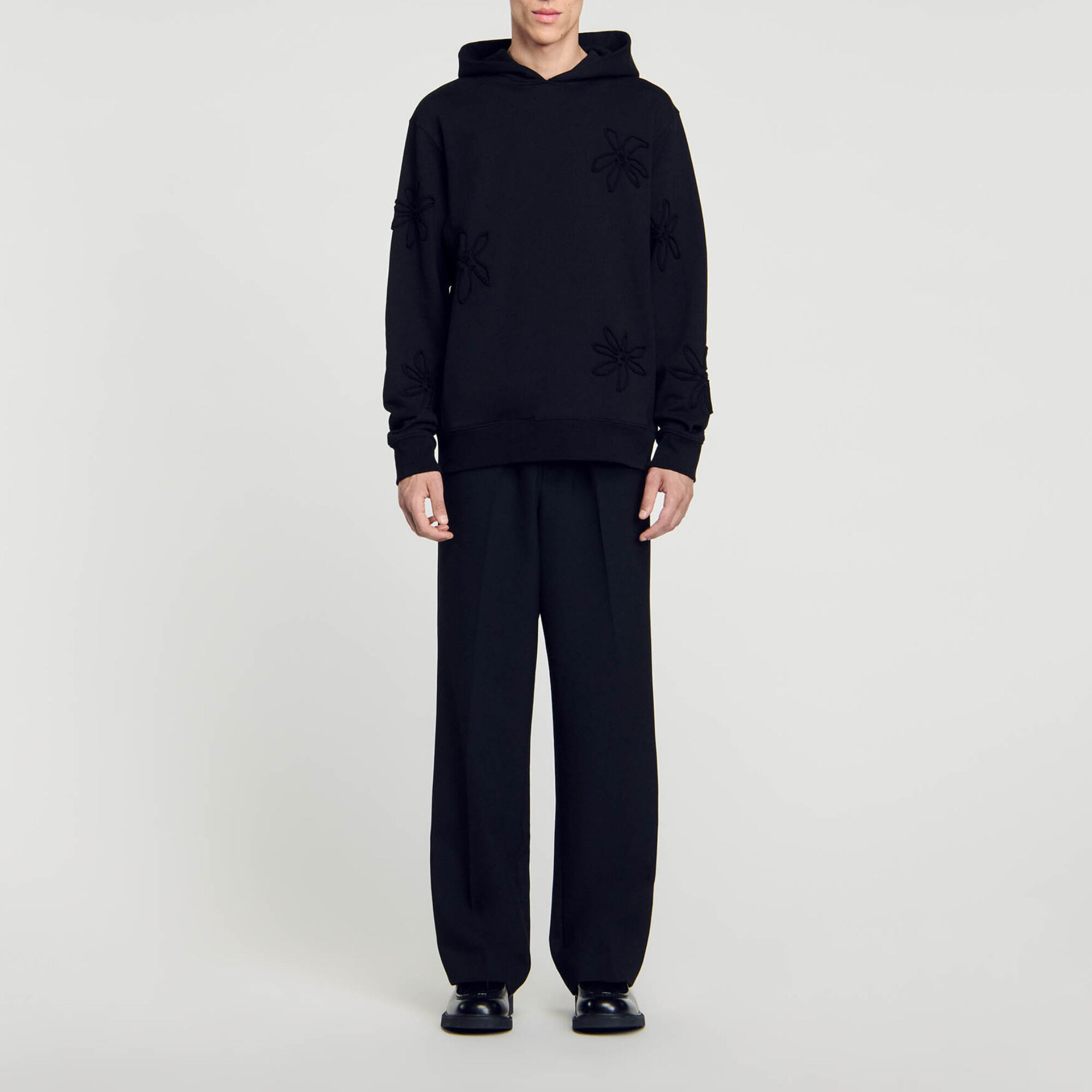 Hoodie &agrave; capuche orn&eacute; de fleurs - Homme | Sandro Paris