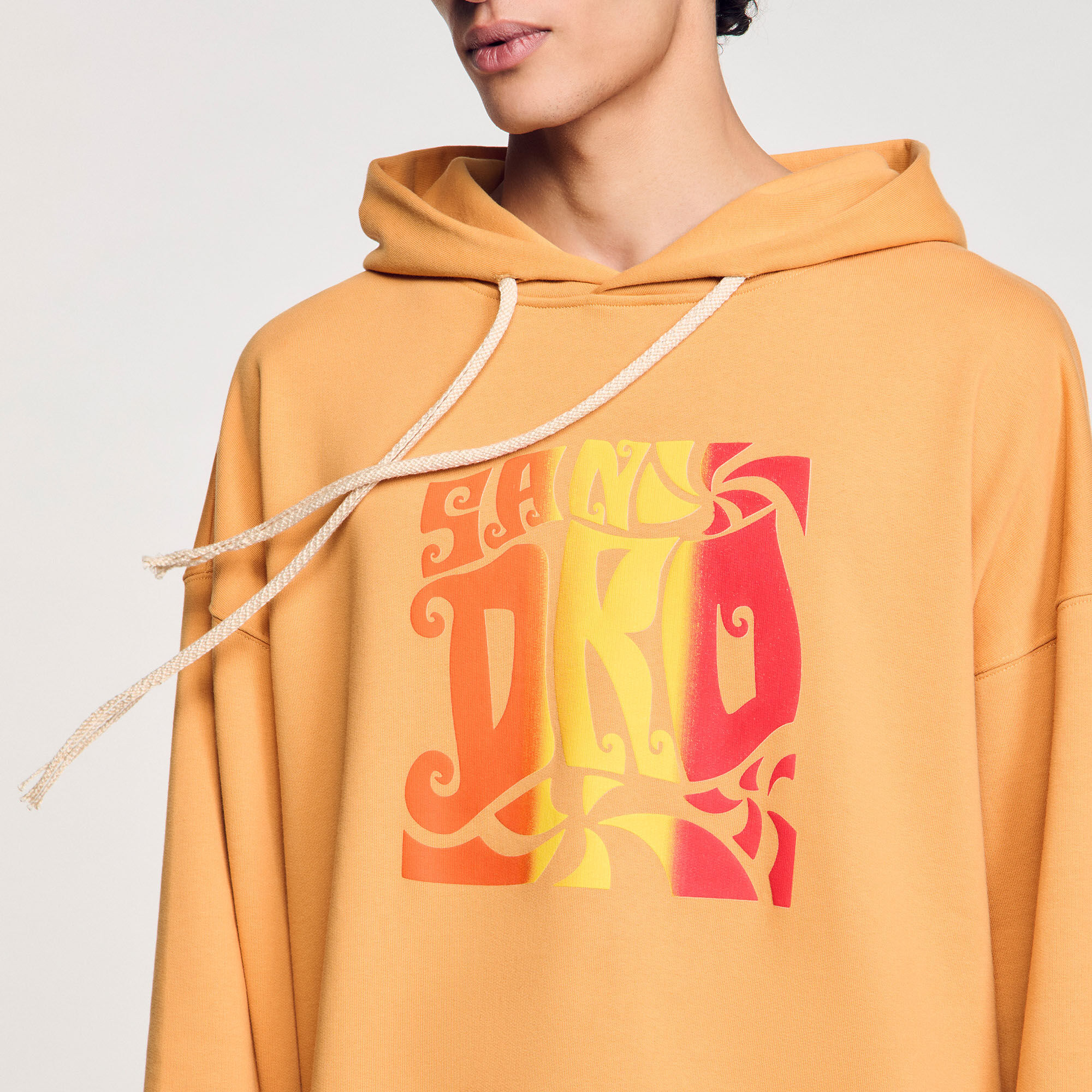 Sweatshirt à capuche