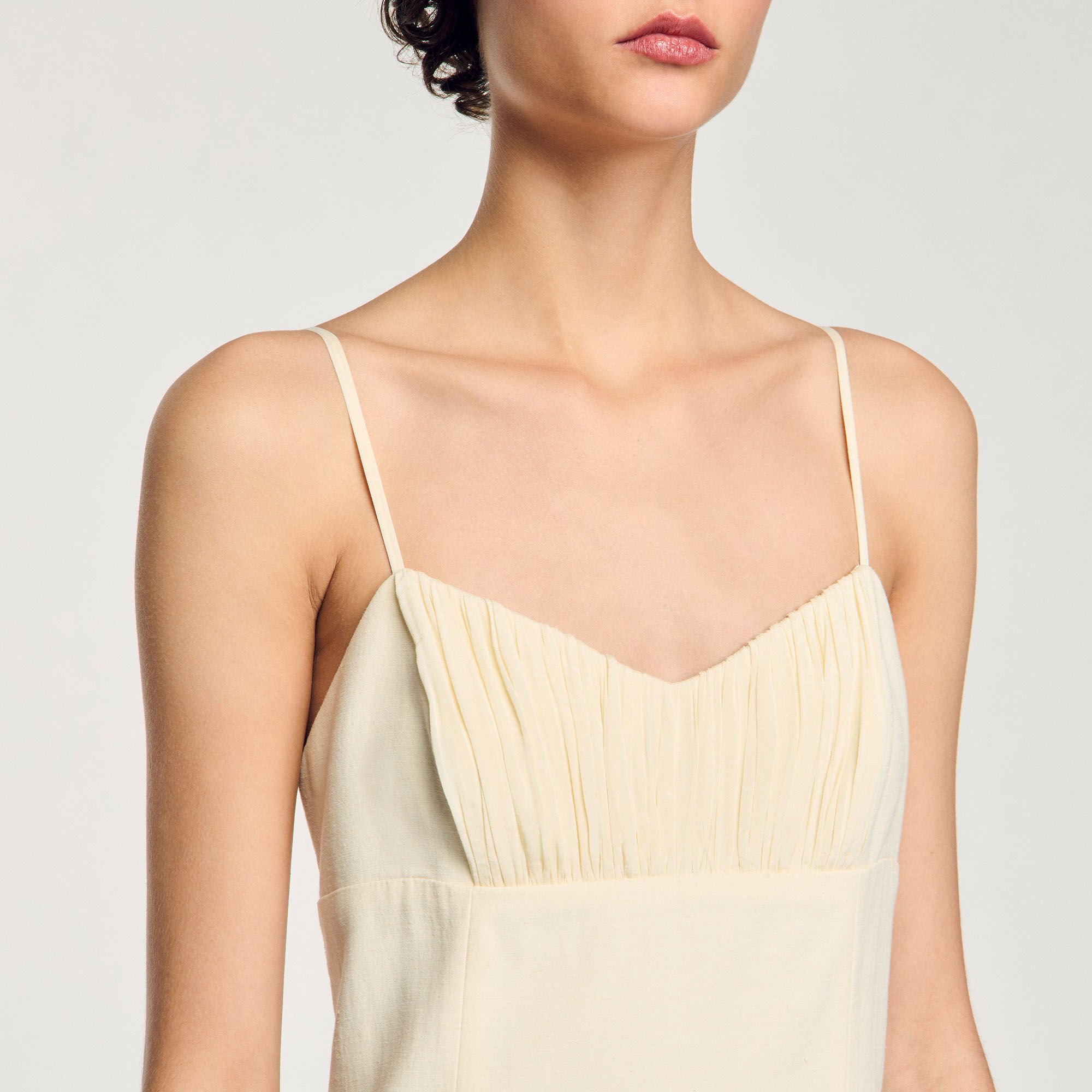 Robe longue plissée