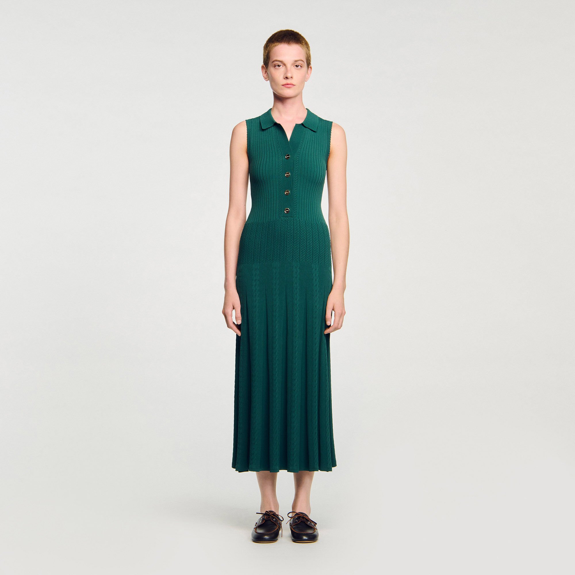 Robe en maille à col polo