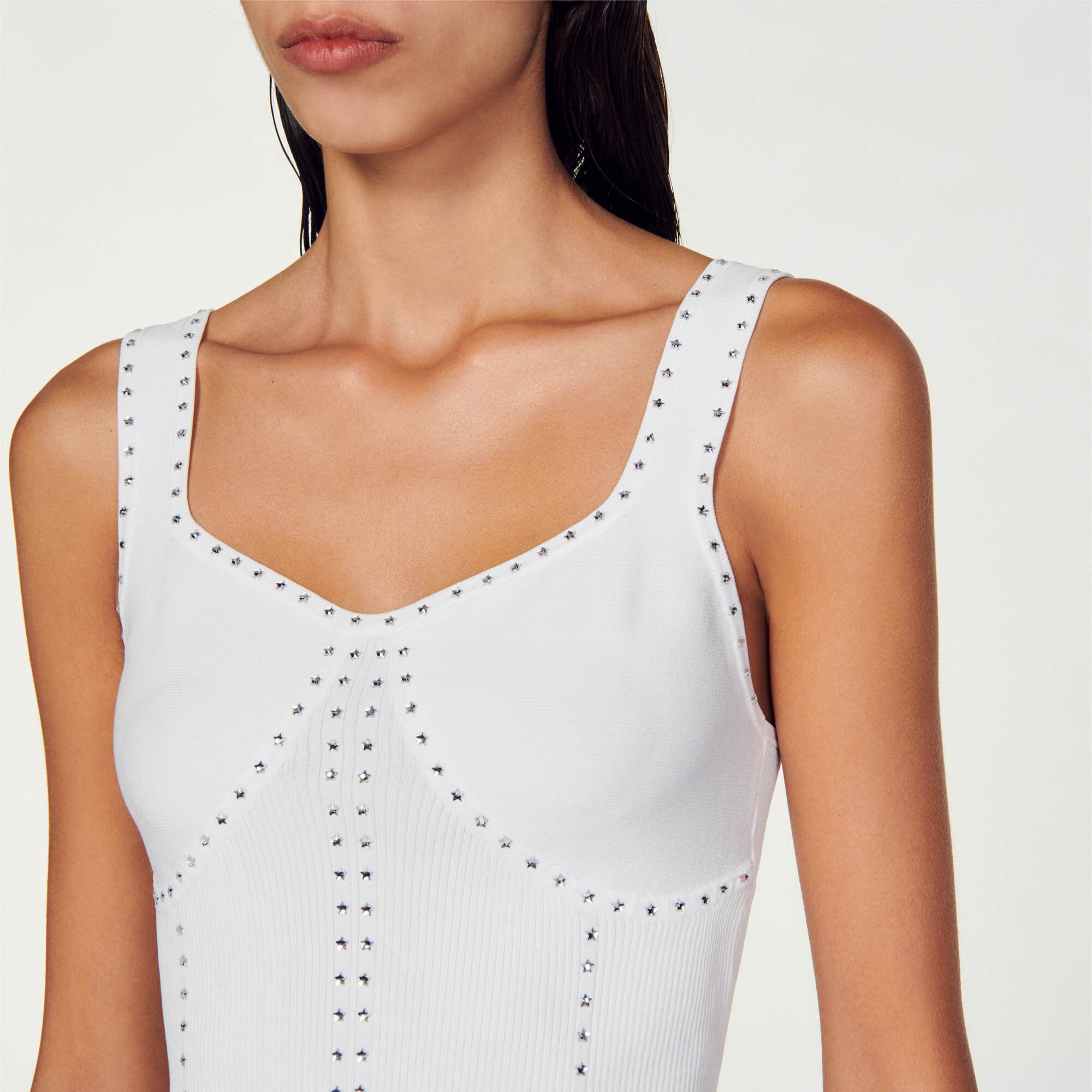 Top court en maille strassé