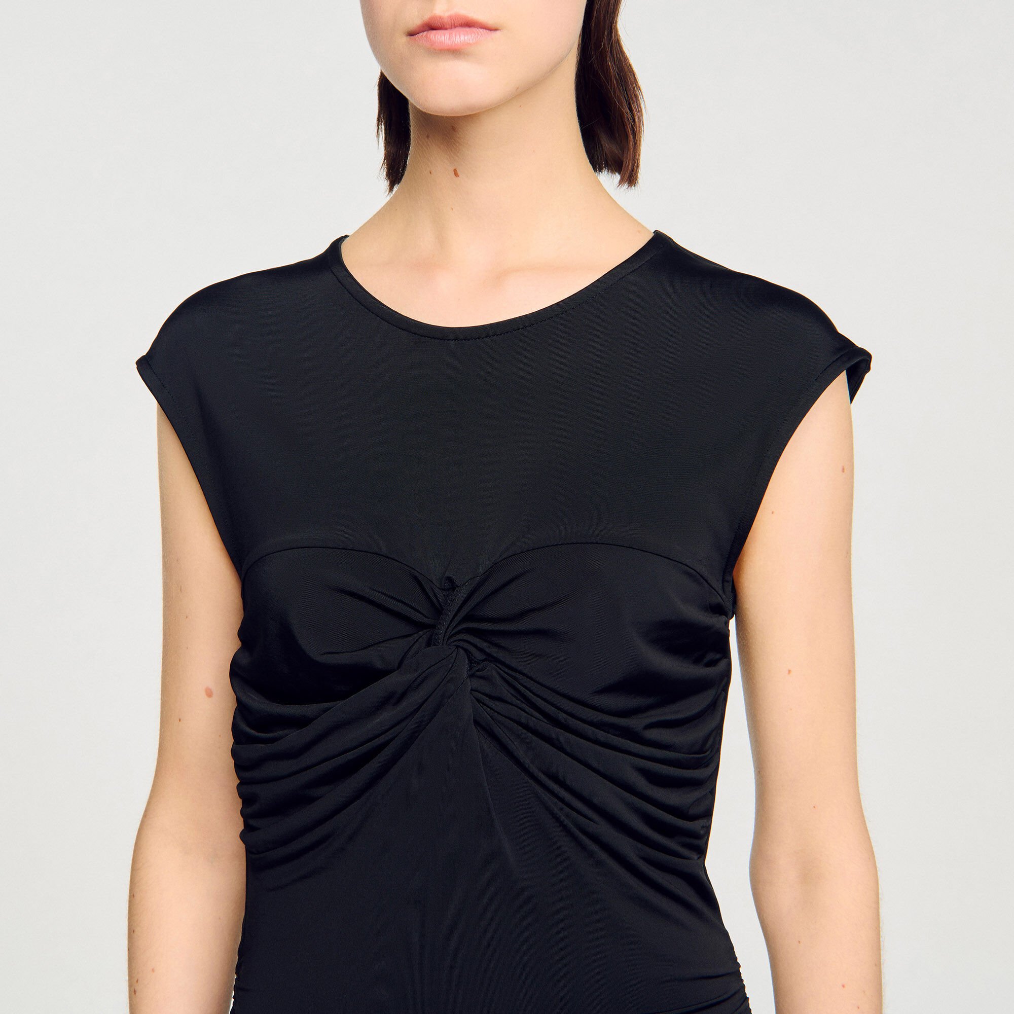 Robe longue drapée 