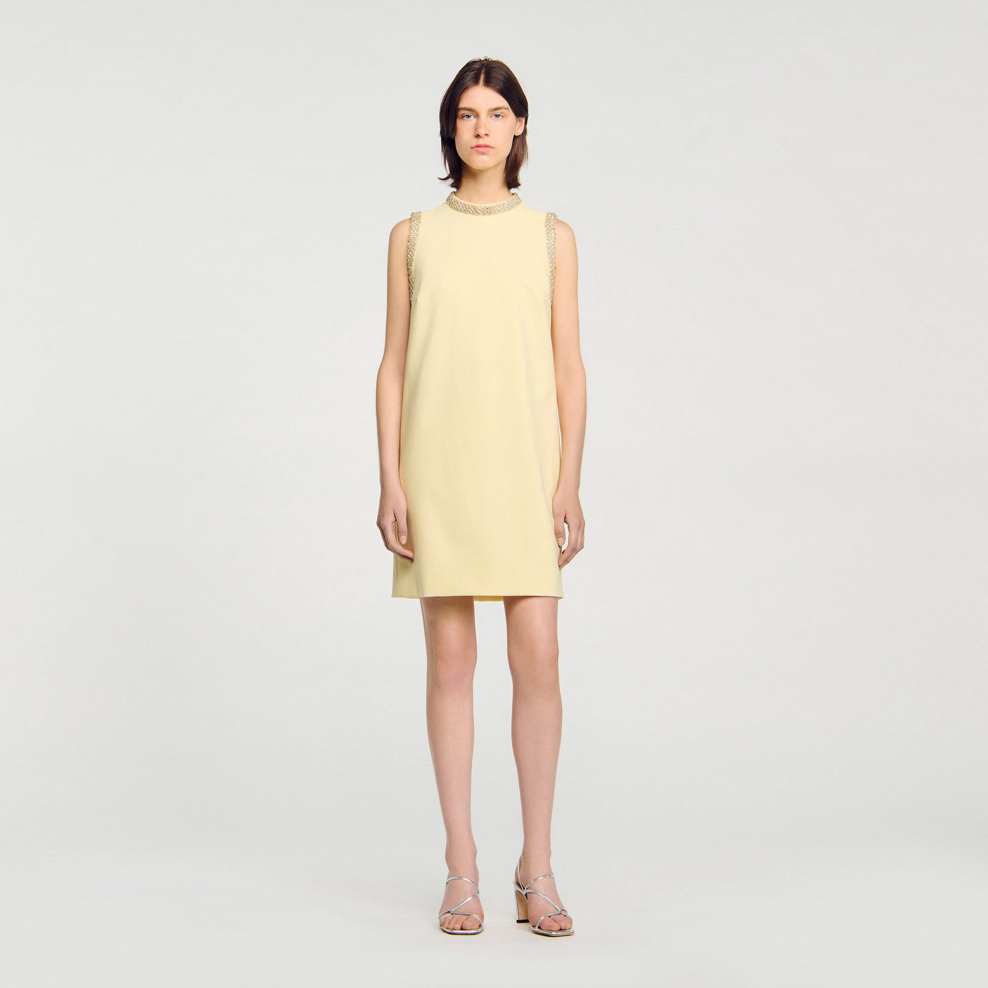 Robe courte strassée