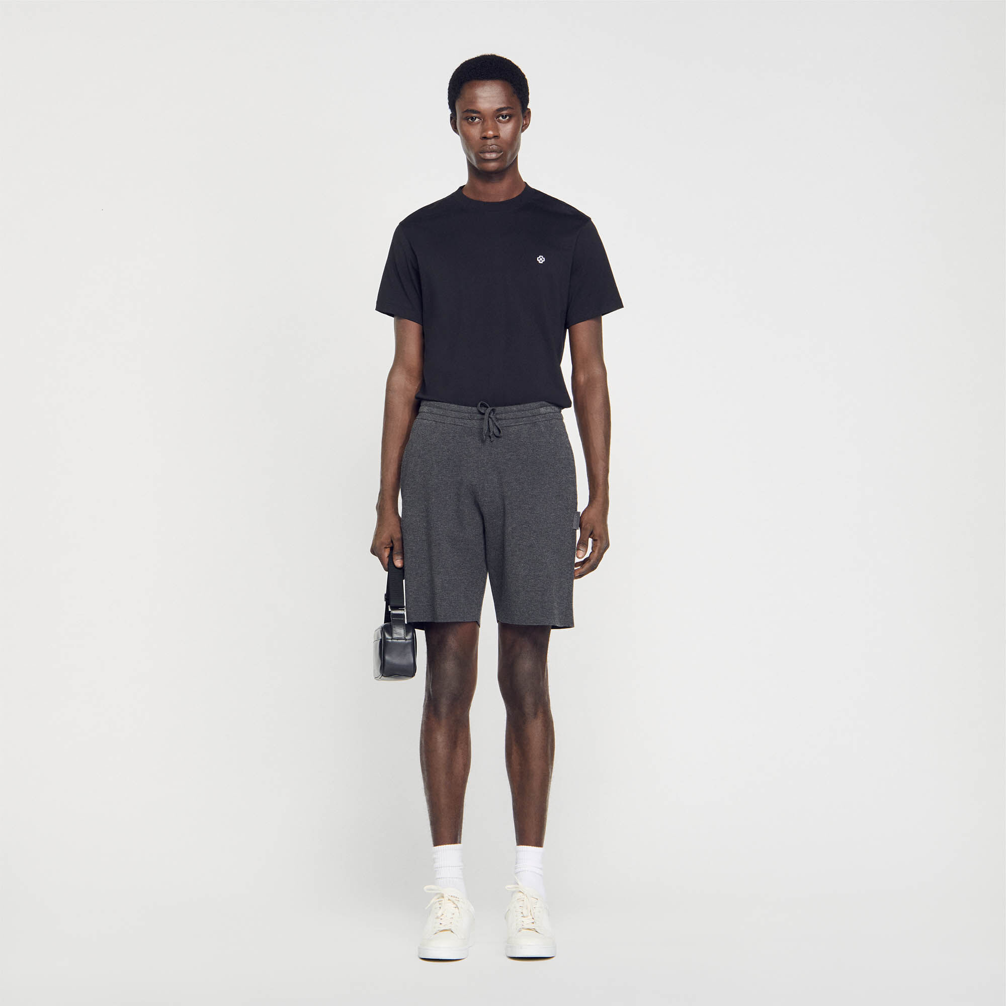 Short en cuir hot sale sandro
