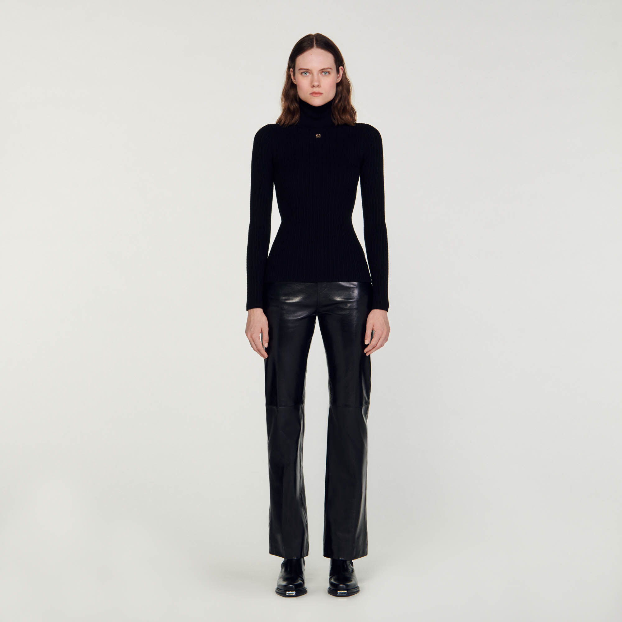 Pull sandro noir sales