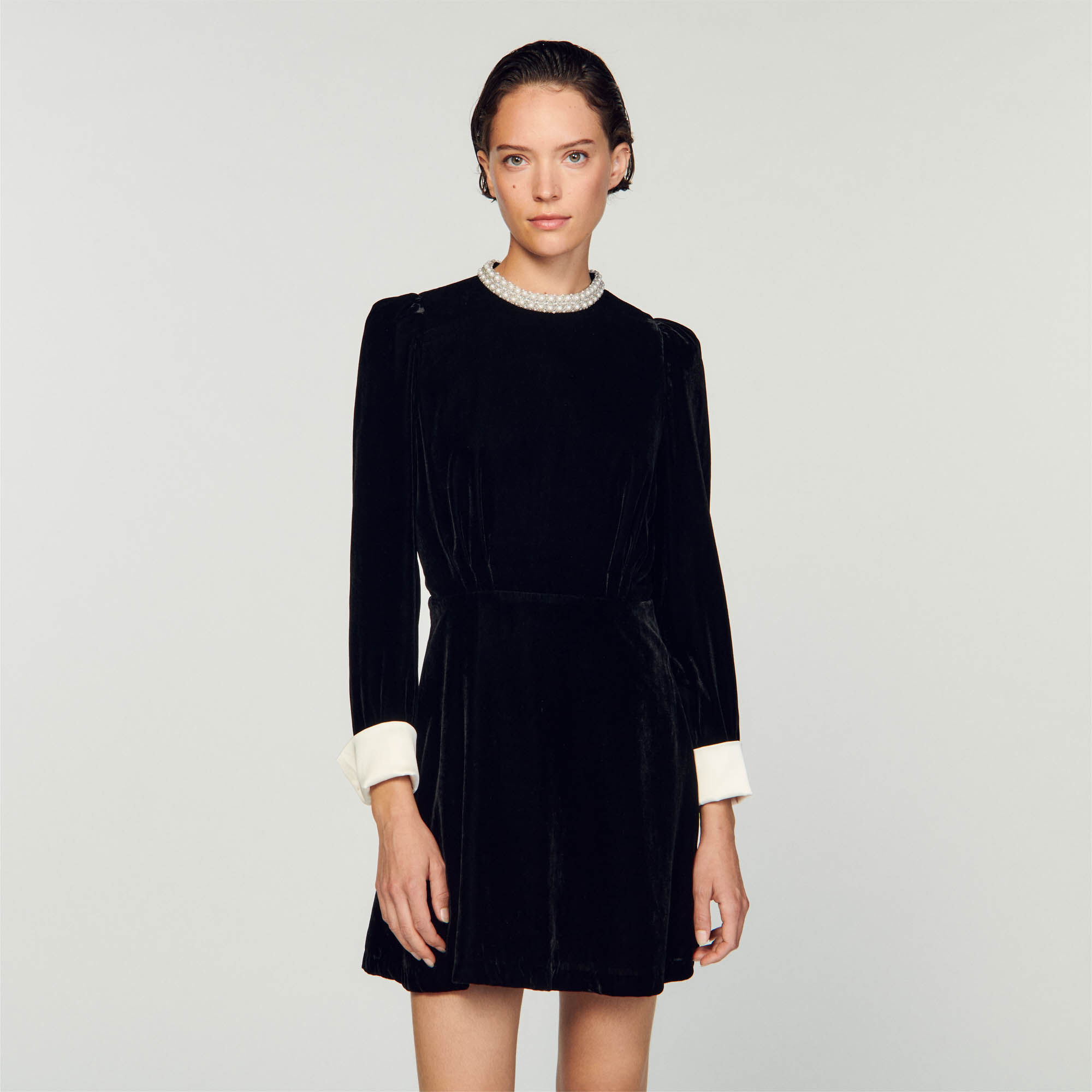Robe courte en velours SFPRO03338 Robes Sandro Paris