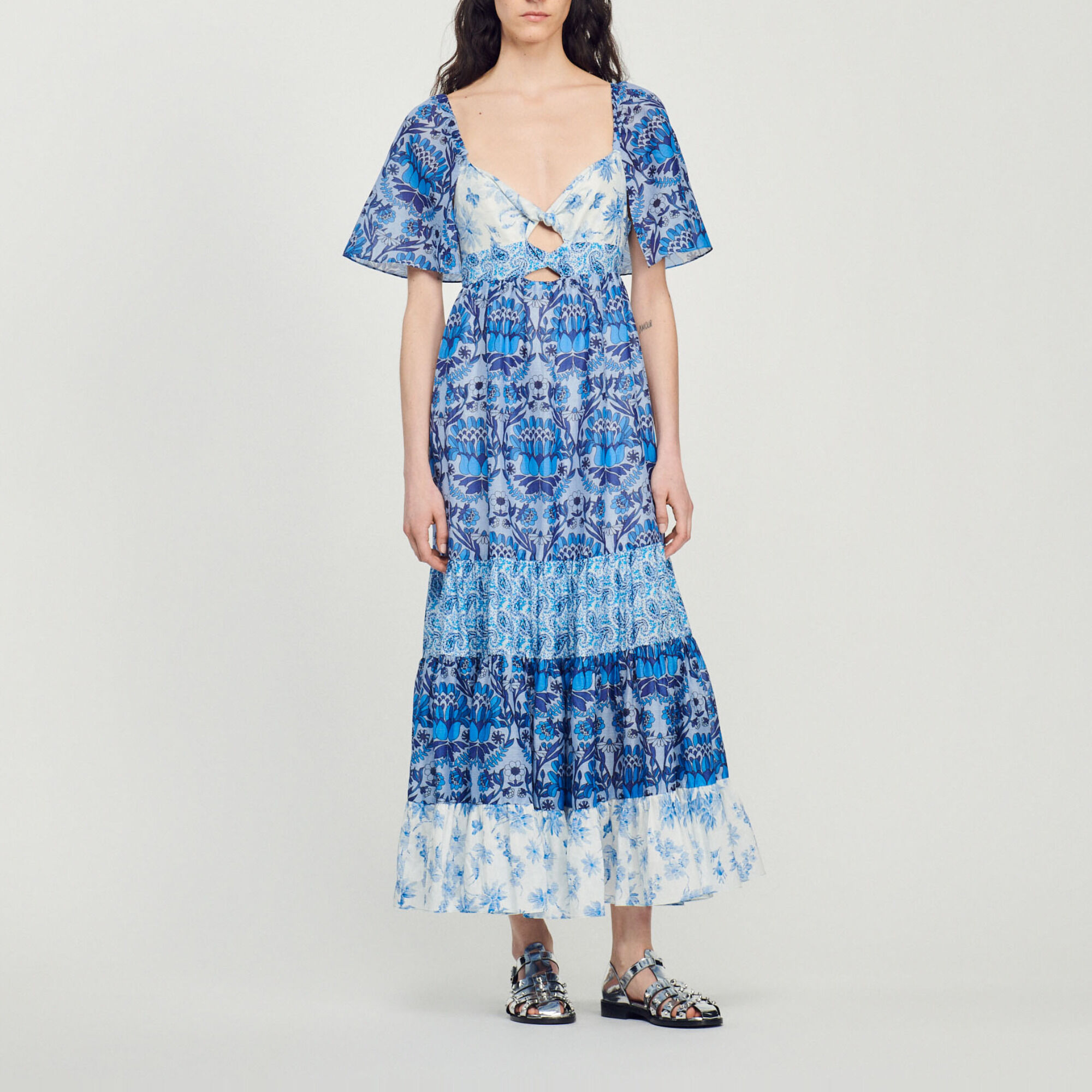 Robe hotsell foulard sandro