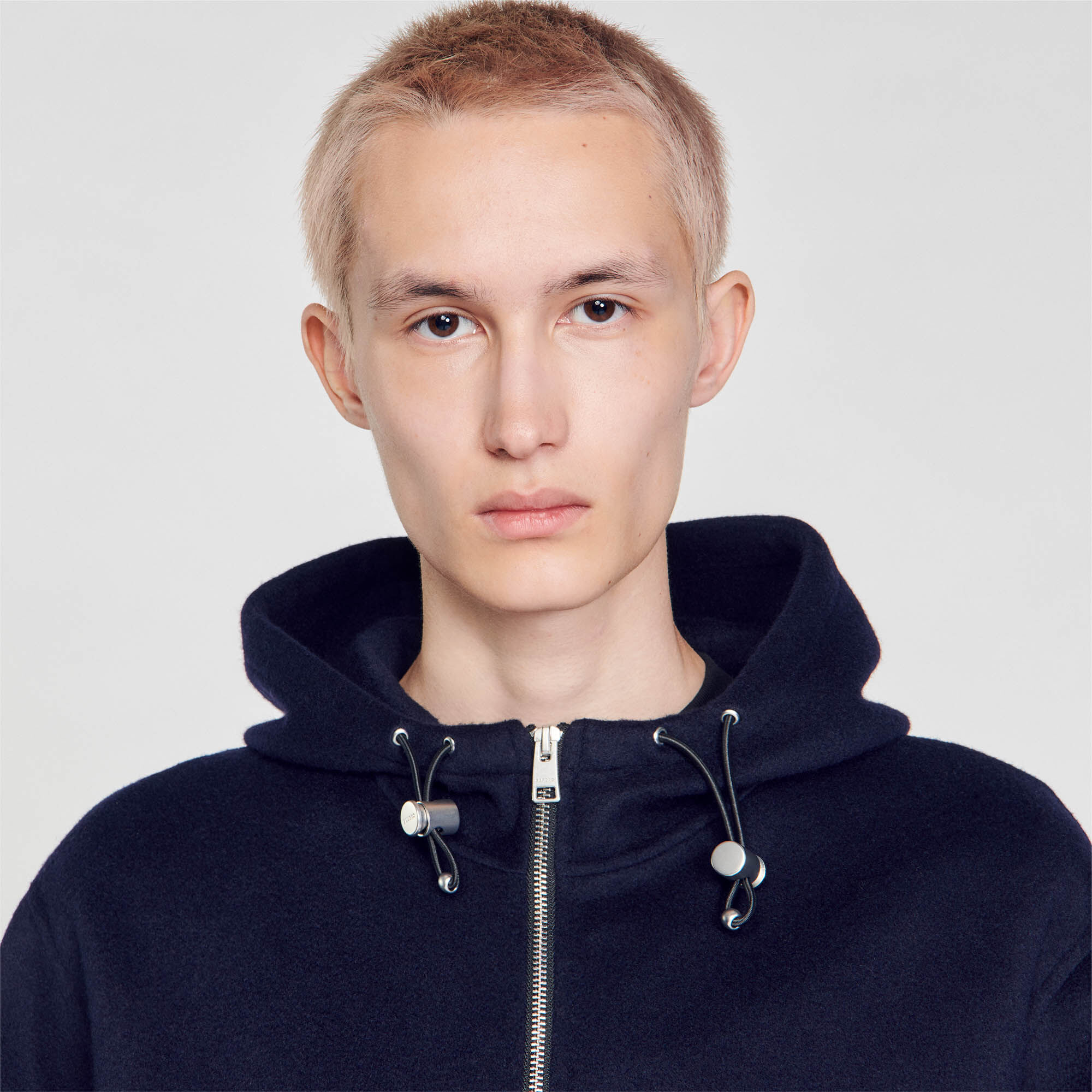 Coupe vent a outlet capuche