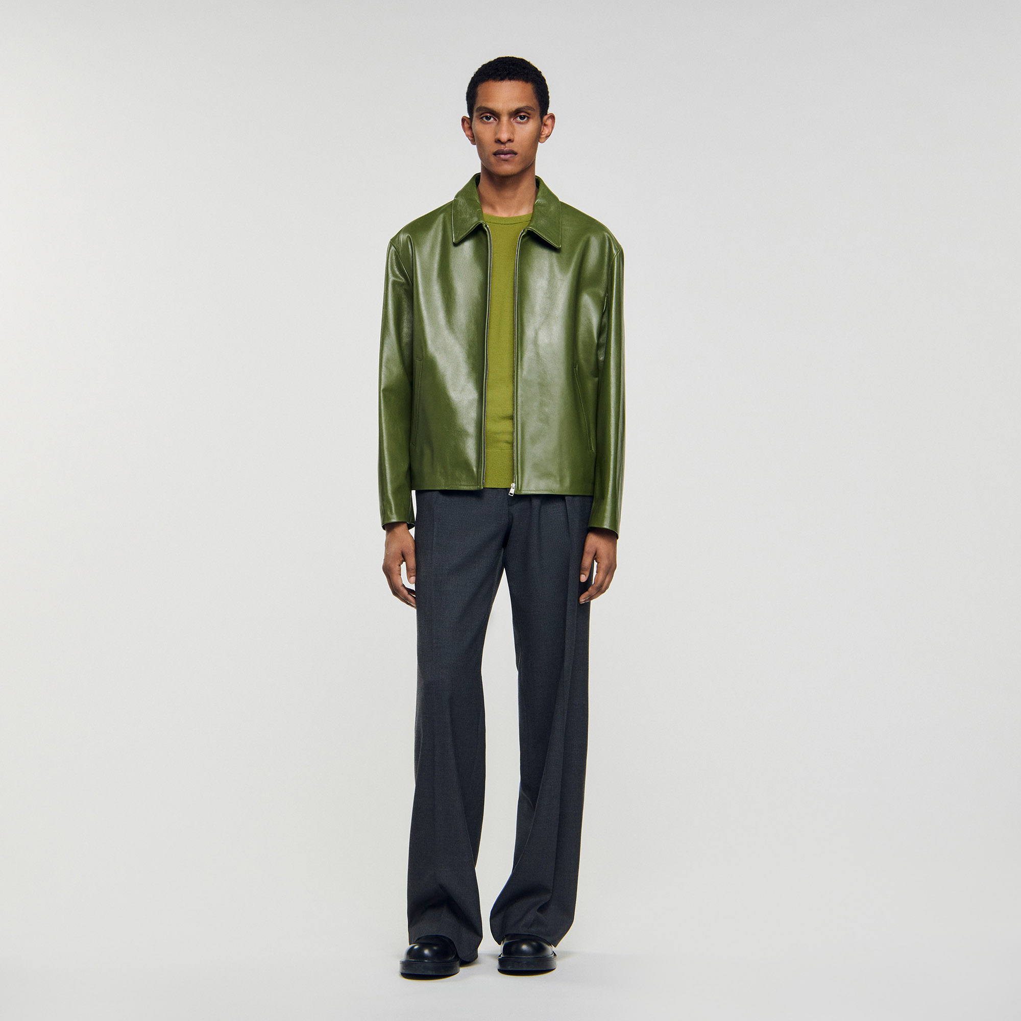 Blouson zippé en cuir - Sandro Paris - Modalova