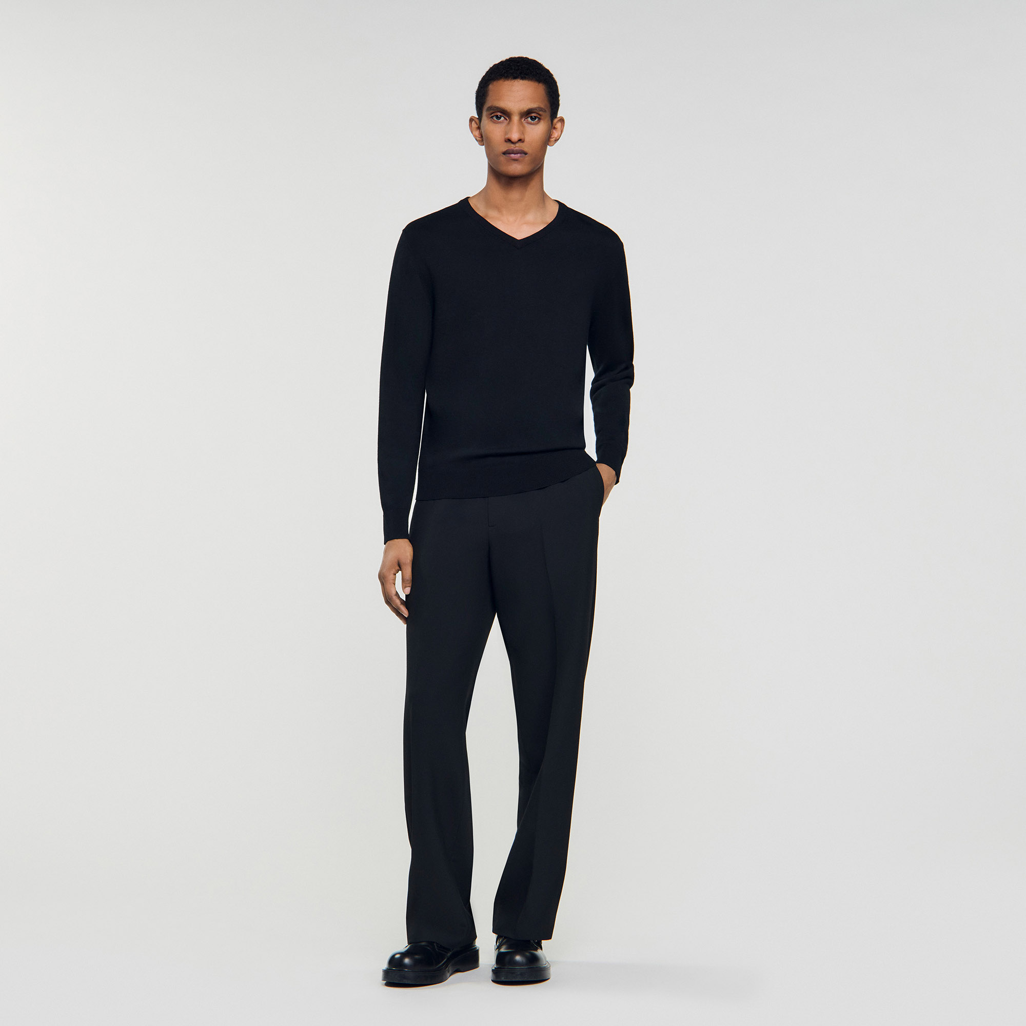 Pull en laine col V - Sandro Paris - Modalova