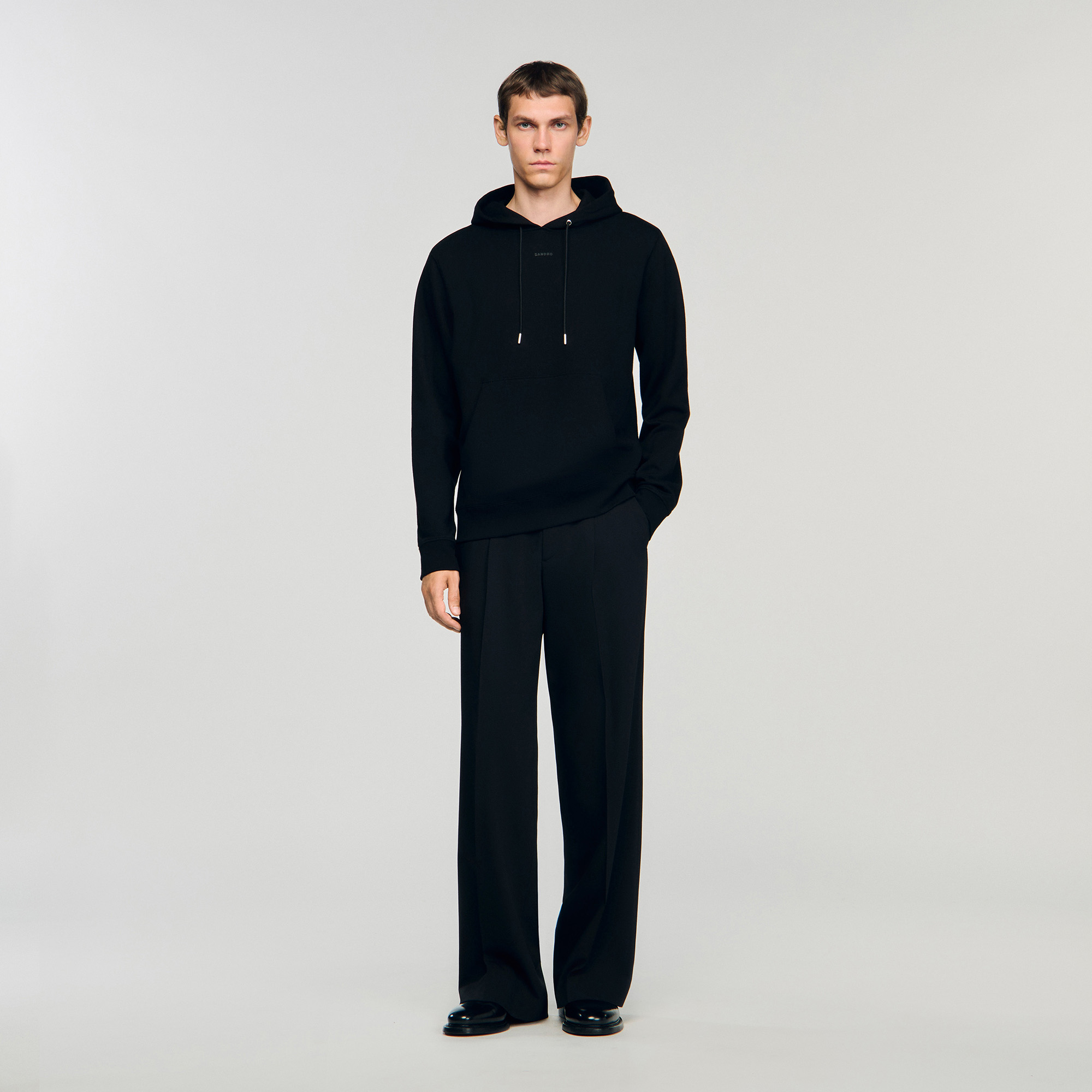 Sweatshirt à capuche logo - Sandro Paris - Modalova